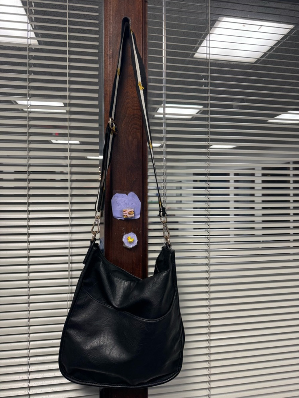 Ah-Dorned Classic Black Leather crossbody Bag - Women 11x12w